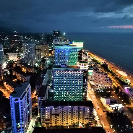 Orbi City Sun Tower 43 Floor 巴统 外观 照片