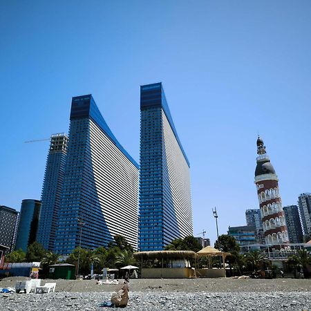 Orbi City Sun Tower 43 Floor 巴统 外观 照片