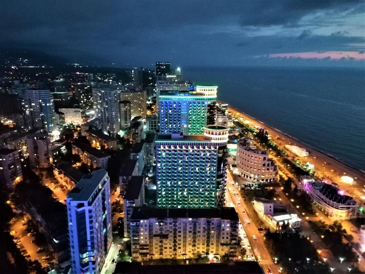 Orbi City Sun Tower 43 Floor 巴统 外观 照片