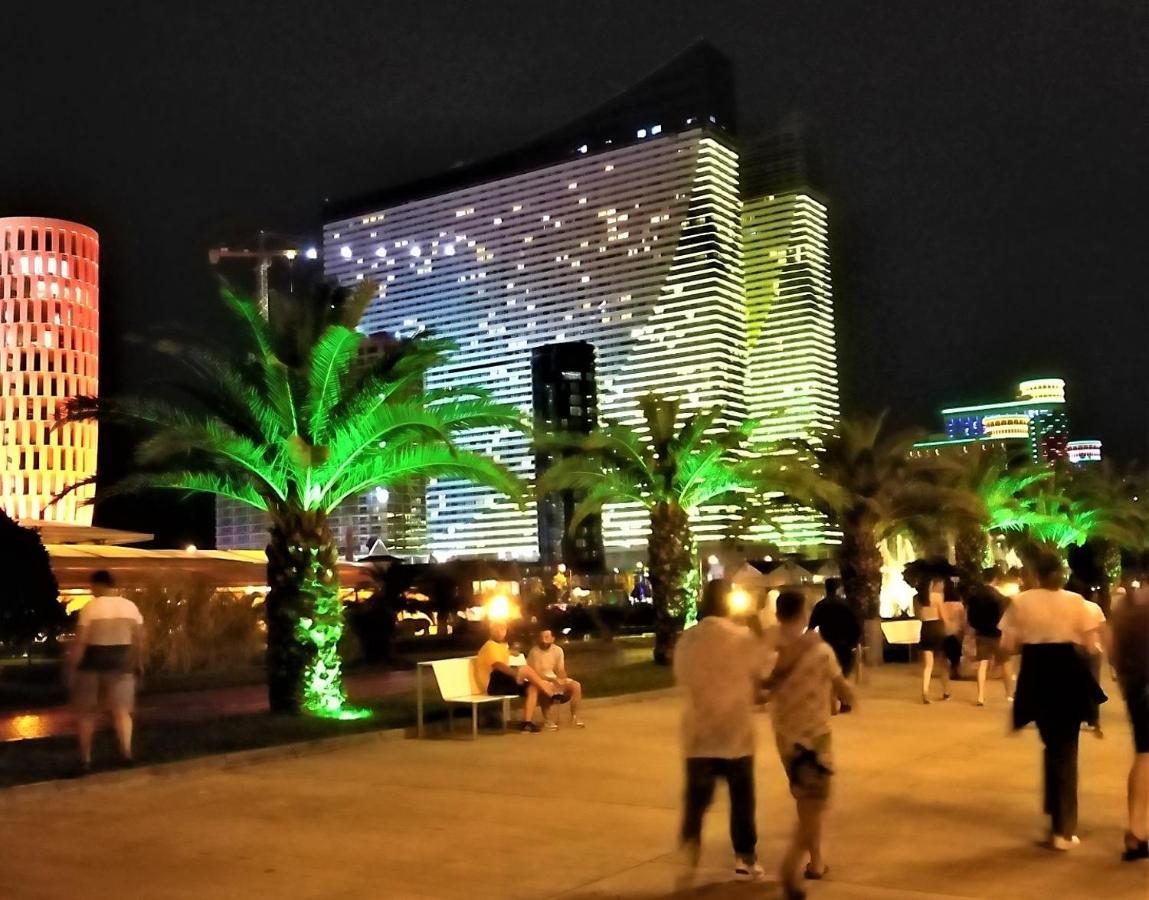 Orbi City Sun Tower 43 Floor 巴统 外观 照片
